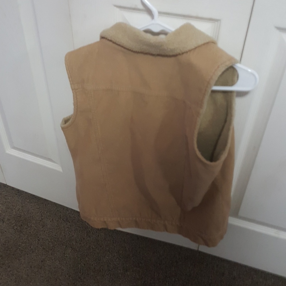 Vest - Picture 2 of 2
